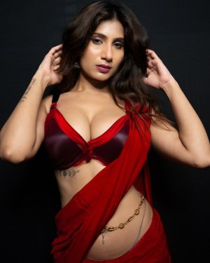 officialiamshanu-20251006-0006