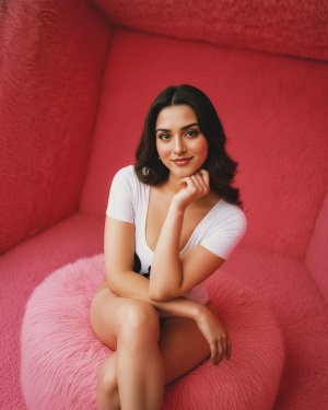 pink_xgill-20251112-0003