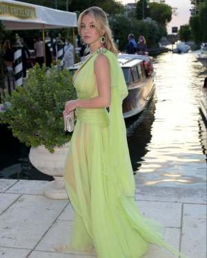 sydney_sweeney__always-20251031-0007