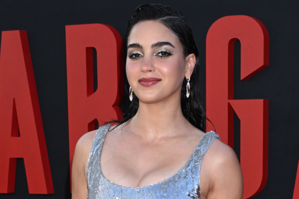 Melissa Barrera Wallpaper,internet chicks, melissa barrera movies and tv shows,melissa barrera latest pictures,internet chicks,melissa barrera topless pictures,melissa barrera top movies, melissa barrera news,melissa barrera Netflix movies,melissa barrera mid breaker,internet chicks