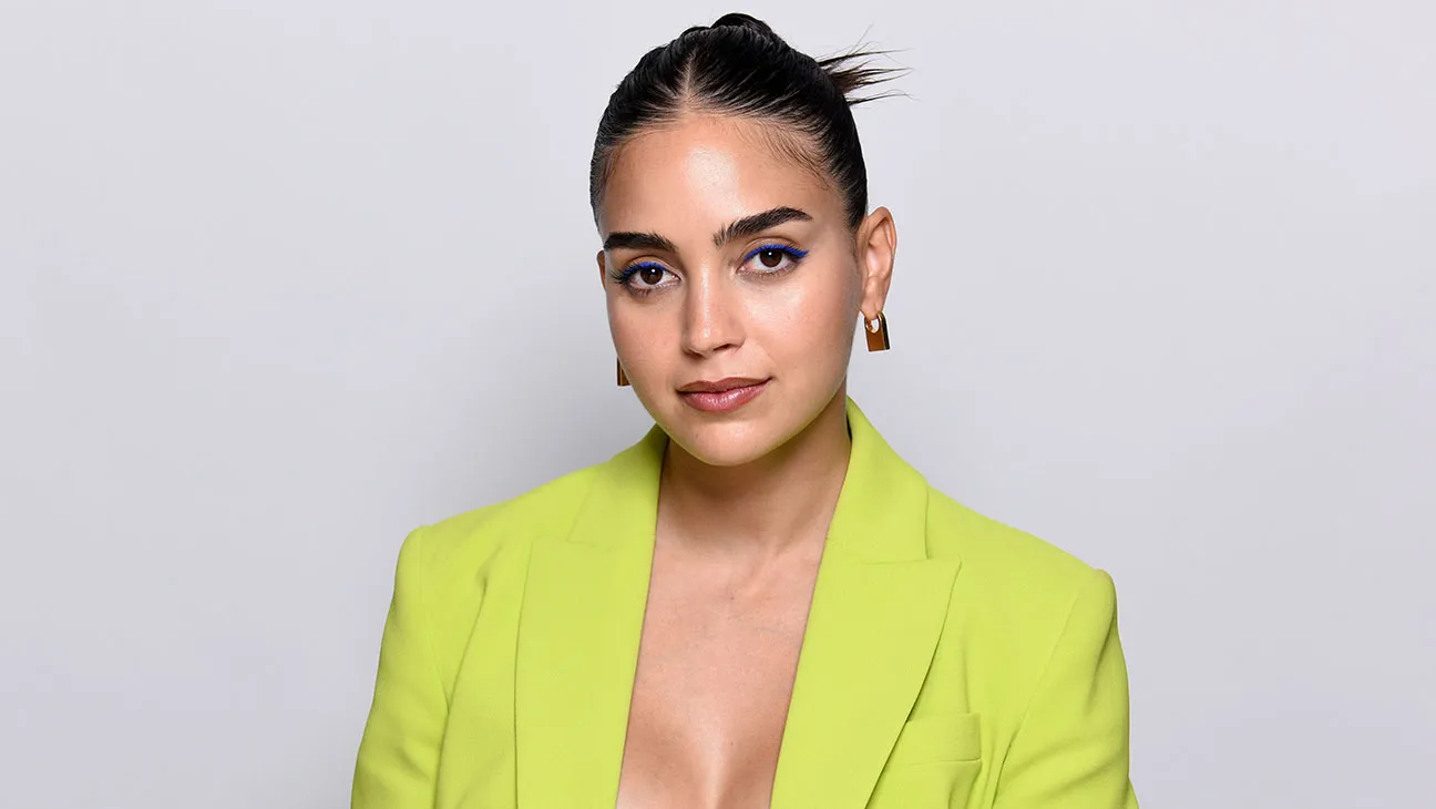 Melissa Barrera Wallpaper,melissa barrera movies and tv shows,melissa barrera latest pictures,internet chicks,melissa barrera topless pictures,melissa barrera top movies, melissa barrera news,melissa barrera Netflix movies,melissa barrera mid breaker