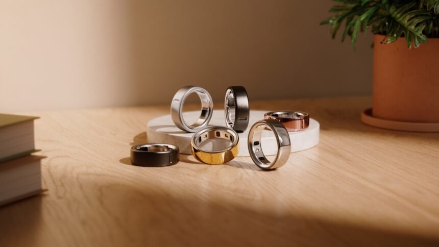 Smart ring maker Oura raises $900M from Fidelity