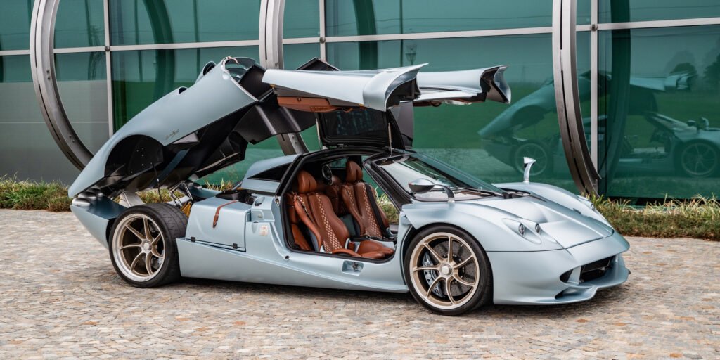 Pagani Huayra Codalunga
