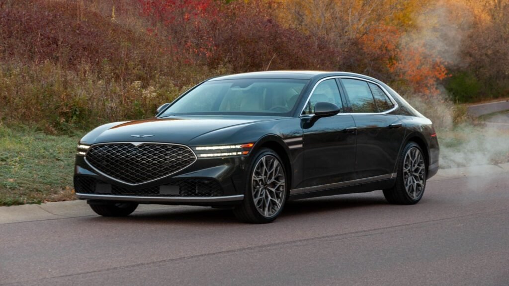 2026 GENESIS G90 performance and power