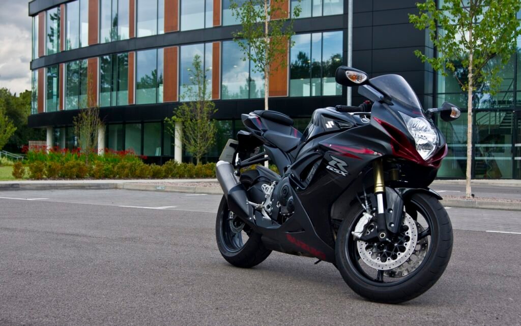 Suzuki GSX R750